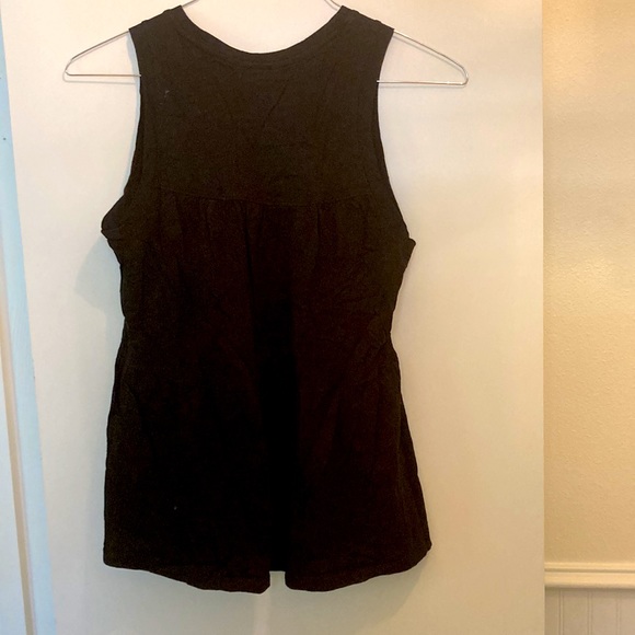 TIME & TRU WOMEN’S BLACK TANK TOP! - Picture 3 of 3